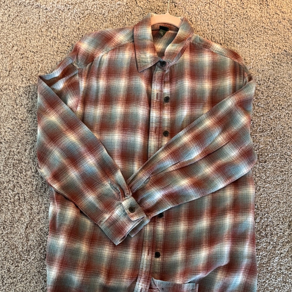 Wild Fable Plaid Button Down Shirt in Red and Blue